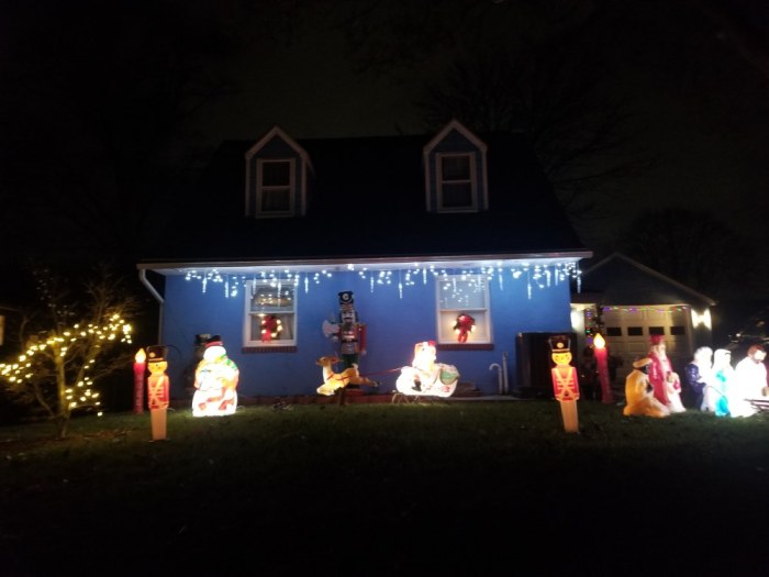 Home outside decoration.jpg